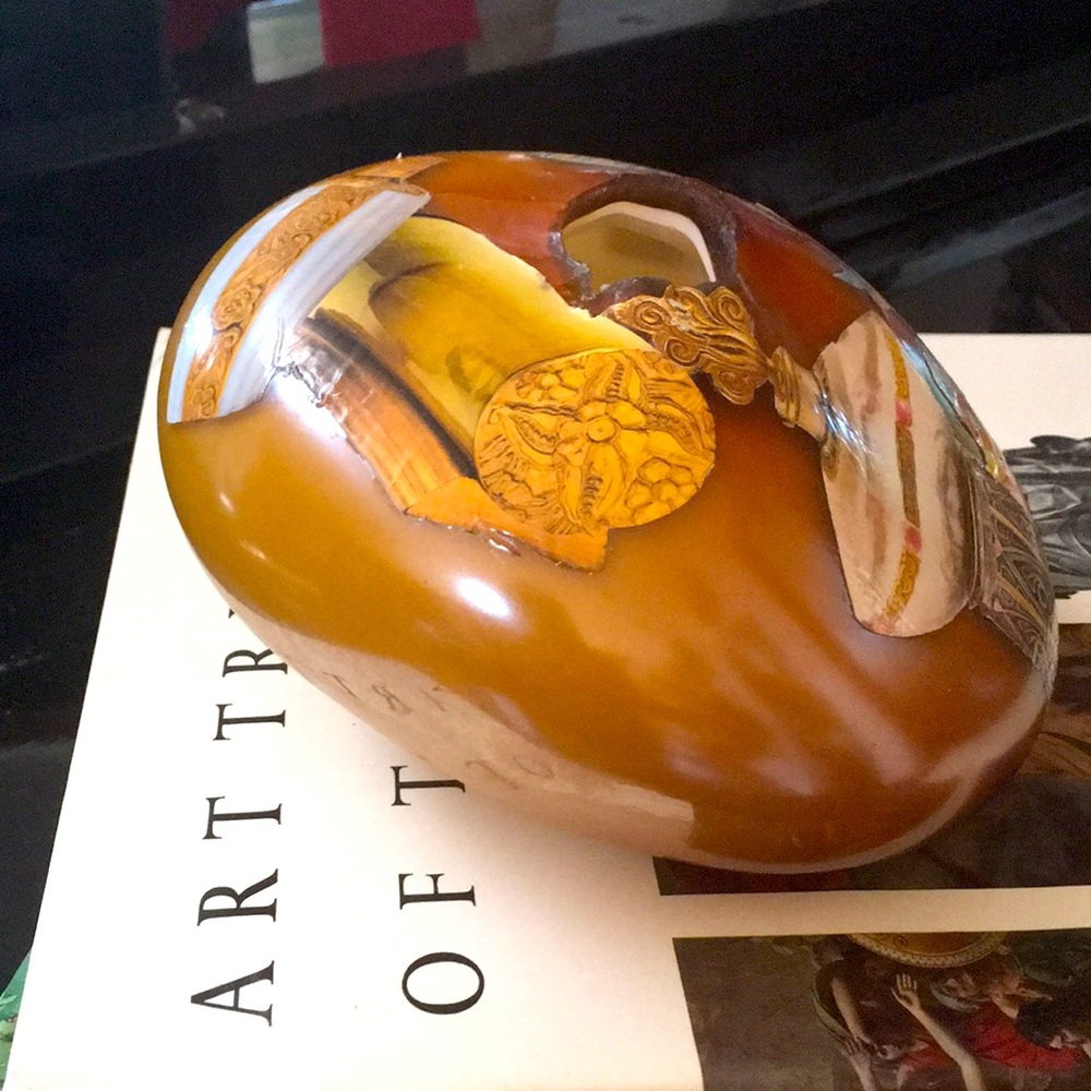 Vintage, handblown, amber colored glass vase. Beautiful irregular shape. - Picture 3 of 8